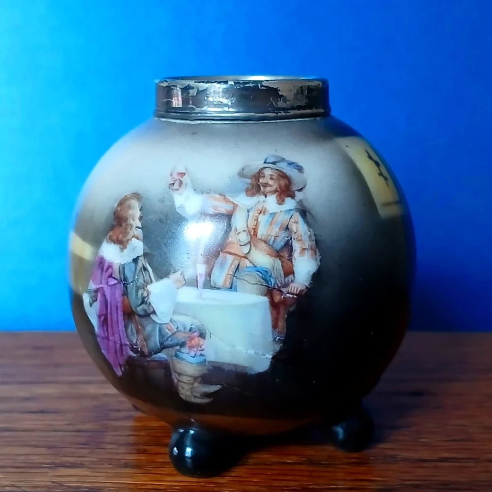 Vintage Royal Bayrewth Marked Minature Vase Tooth Pick Holder - Picture 1 of 4